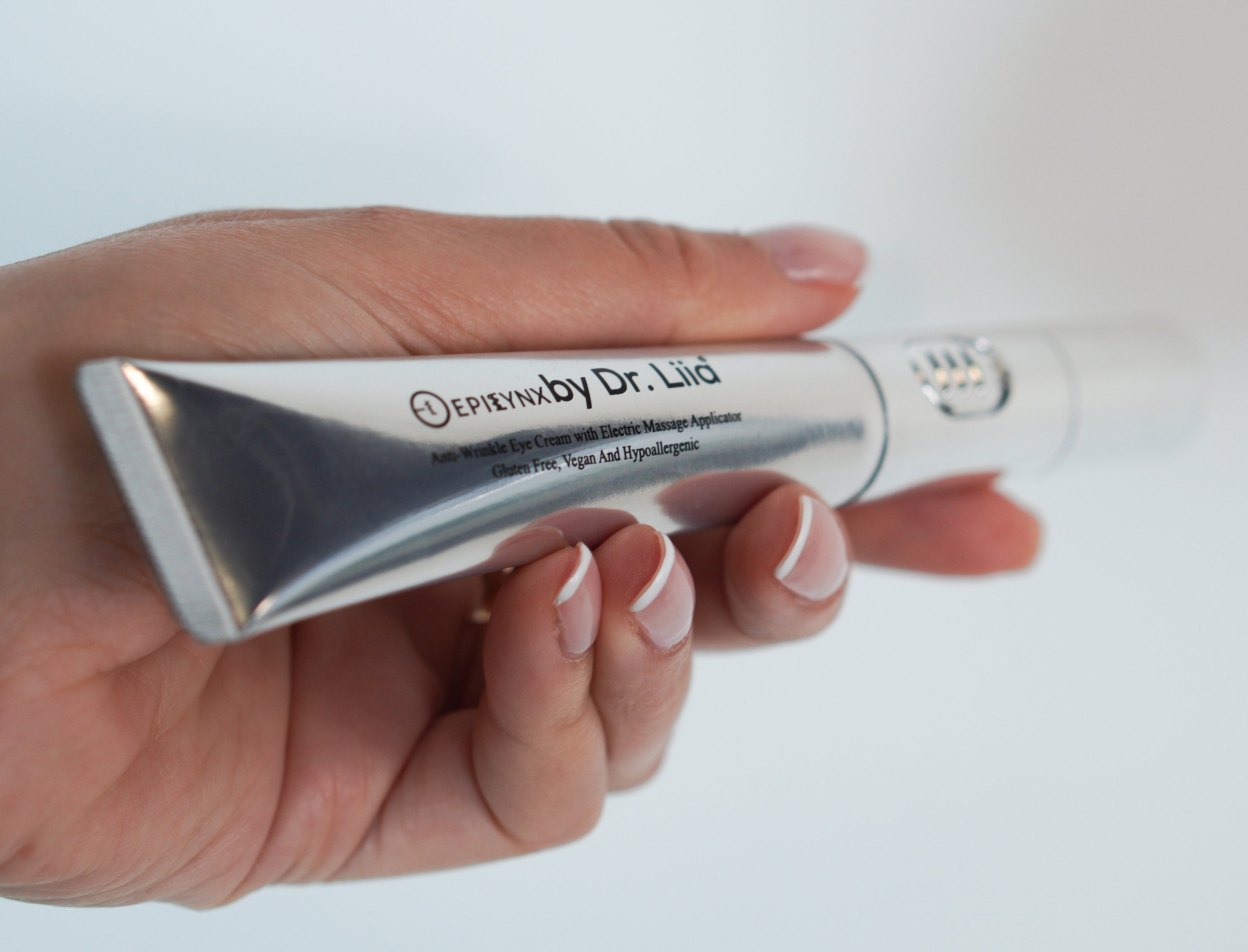 Ultra Renewal Depuffing Eye Cream for Sensitive Skin – Vegan, Gluten-Free & Brightening