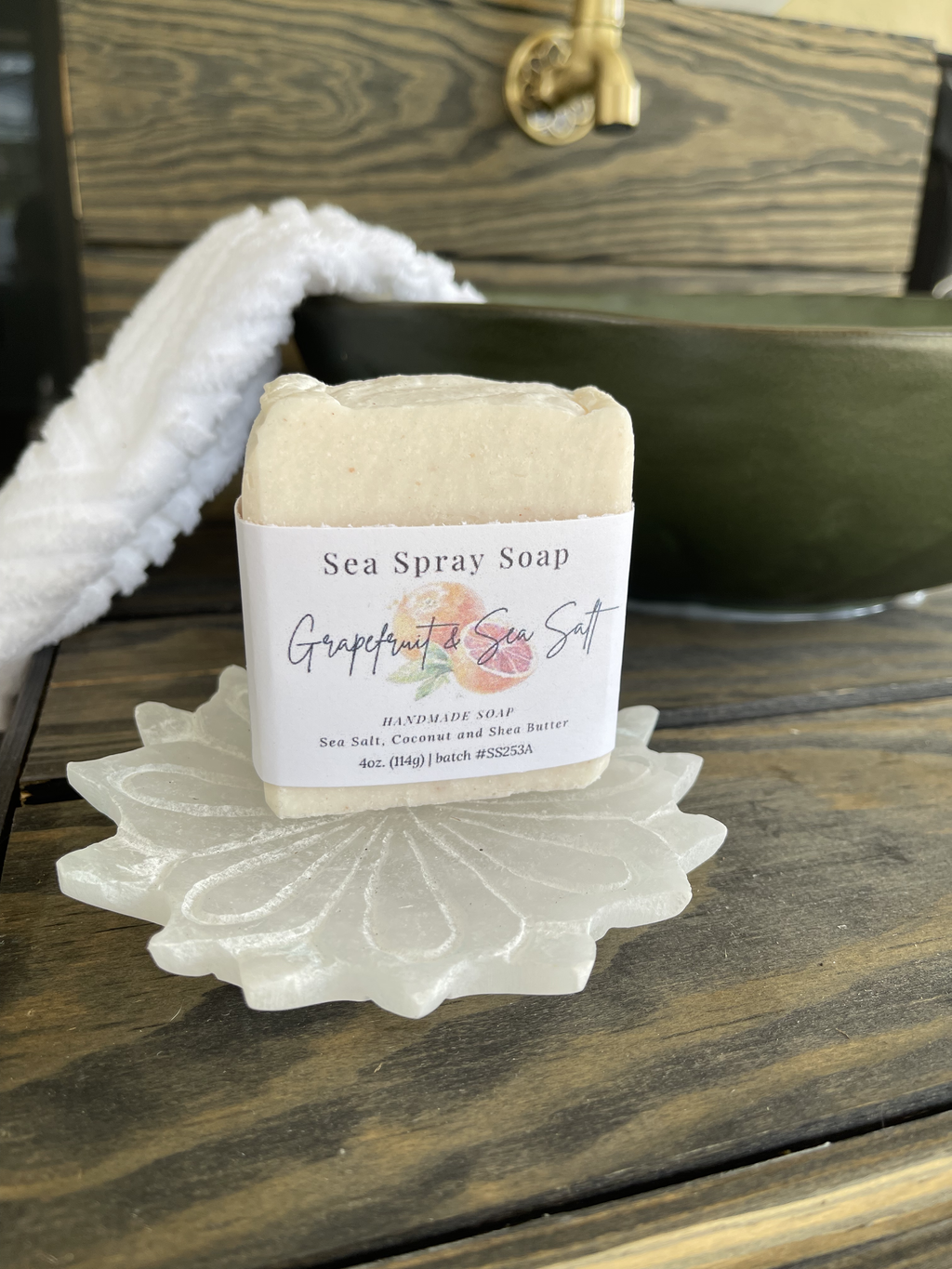 Grapefruit & Sea Salt Exfoliating Soap Bar