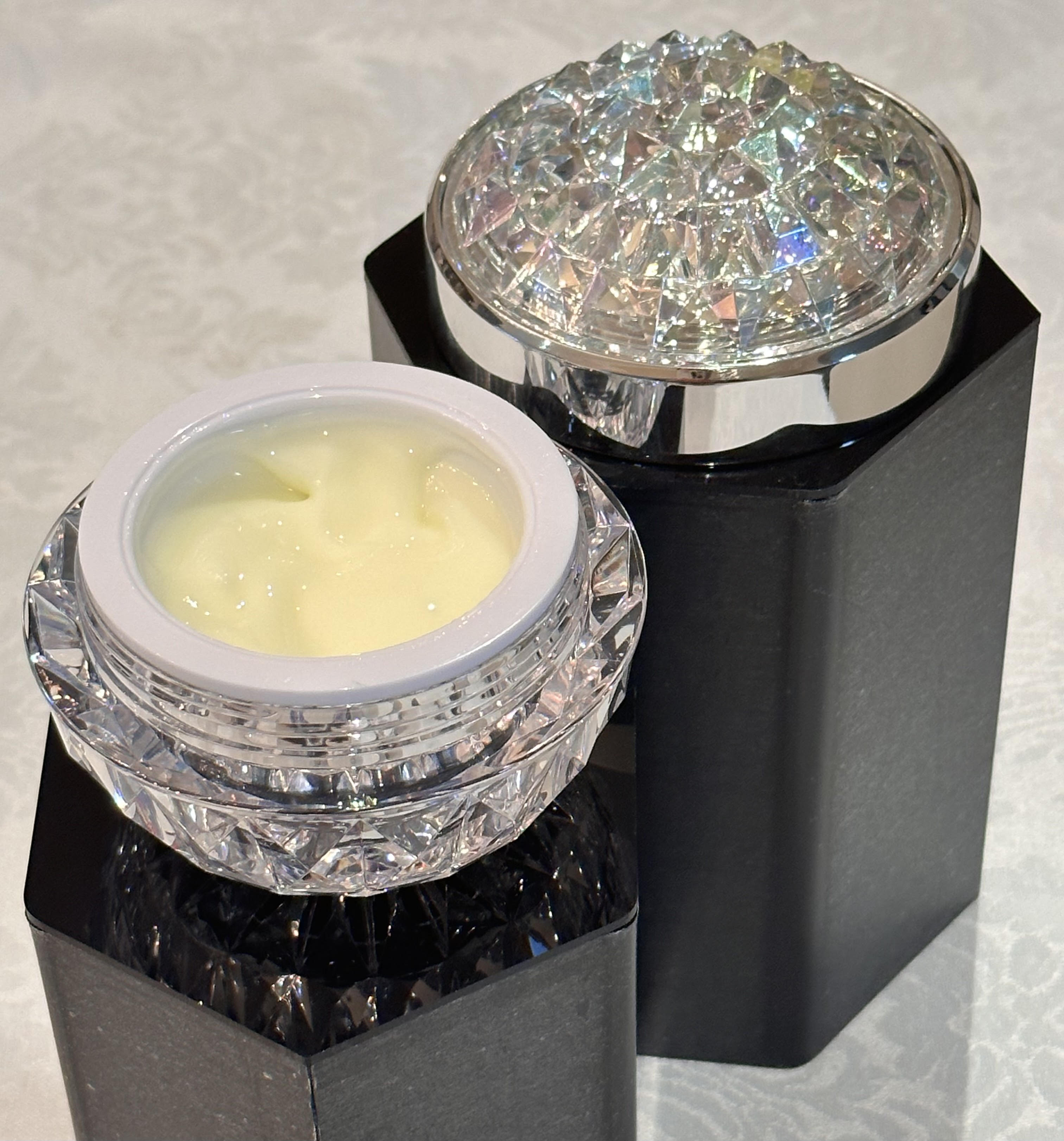 Anti-Aging Retinol Night Moisturizer – Hydrating, Vegan, Gluten-Free & Radiance-Boosting